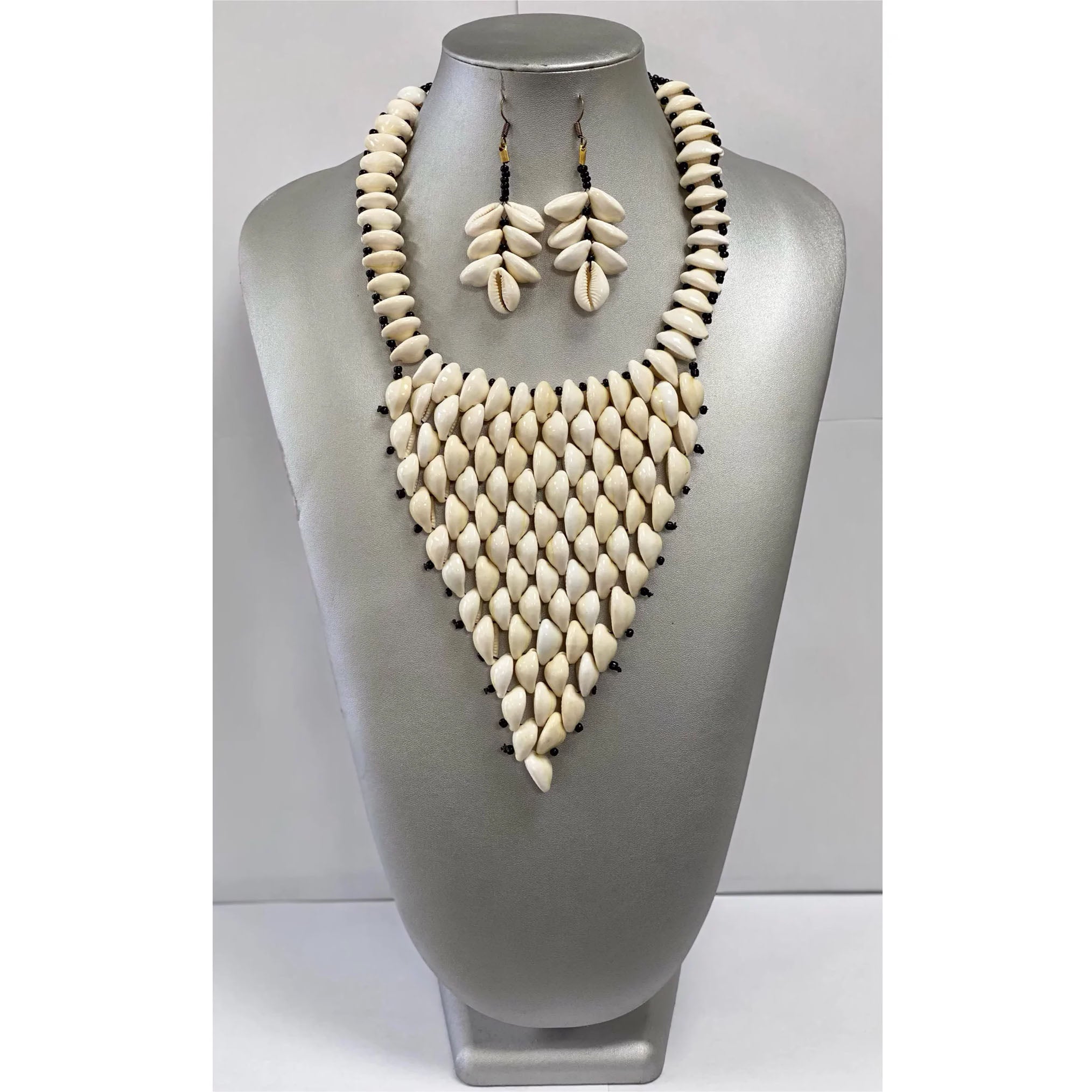 Cowrie Shell Full Beaded Necklace Set - African Stars